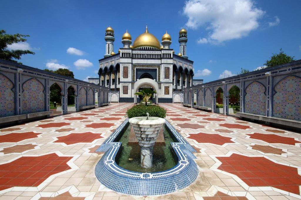 Traders Inn Brunei Bandar Seri Begawan Buitenkant foto